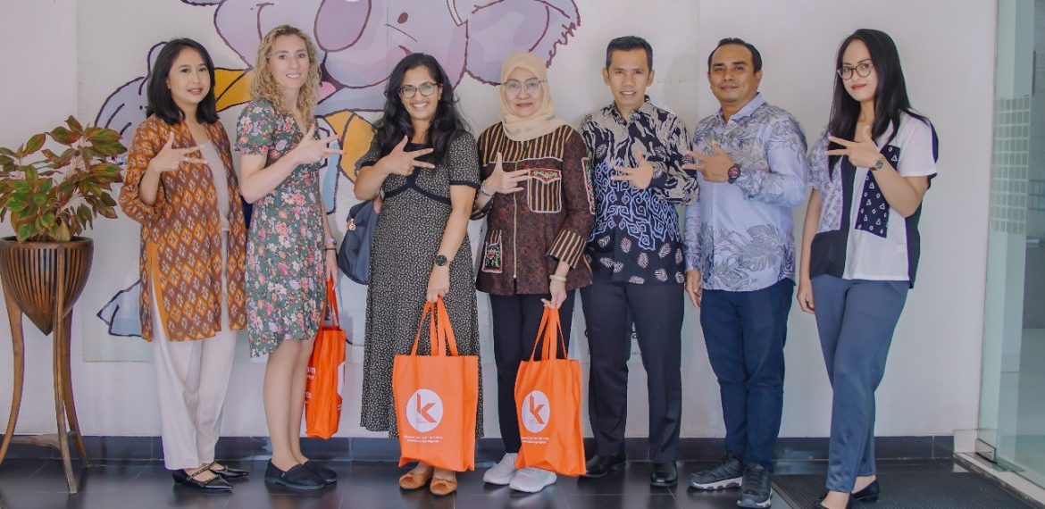 Delegasi Deaf Child Worldwide Kunjungi Kasoem Hearing Center di Jakarta