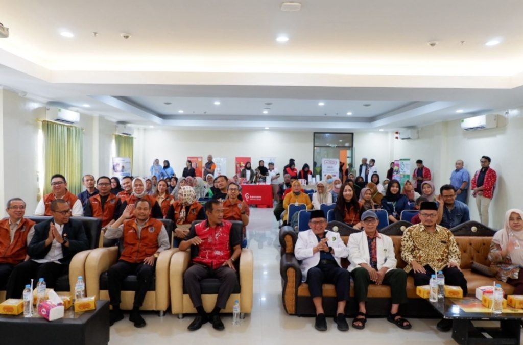 Deaf family solo raya