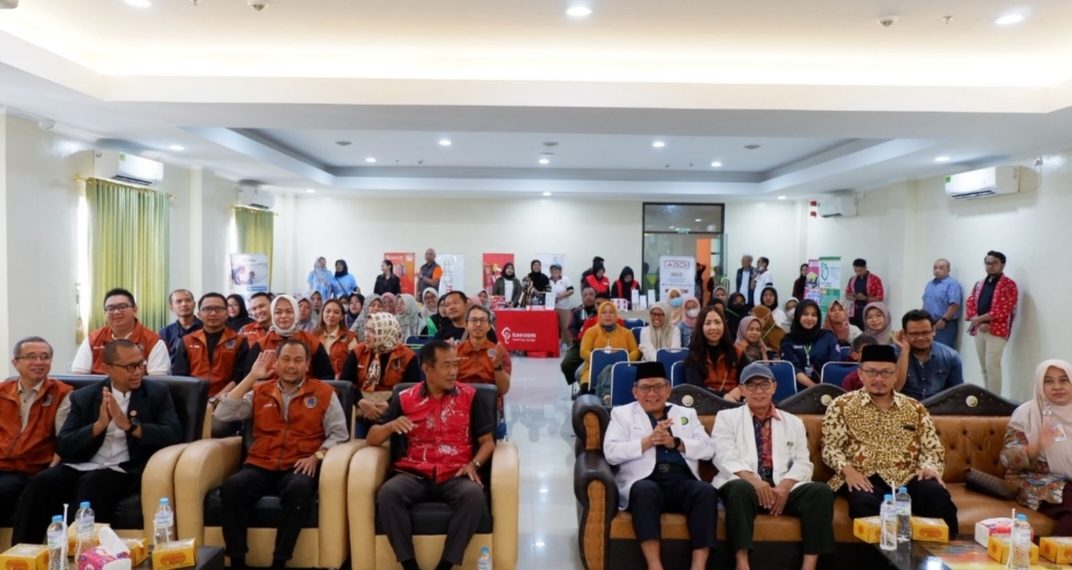 Deaf family solo raya