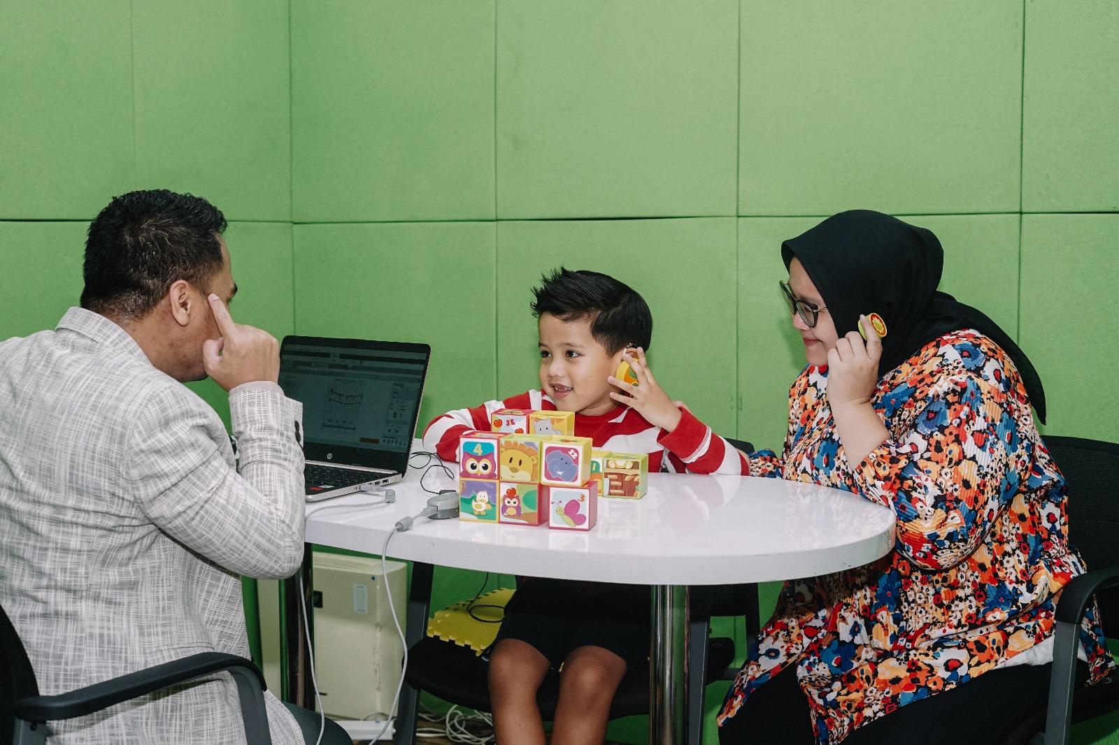 Pengaruh AVT pada Anak