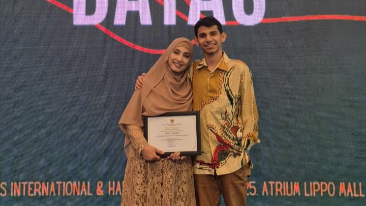 Pengguna Cochlear Implant