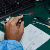 Pusat Alat Bantu Dengar, Apakah Semua Alat Sama